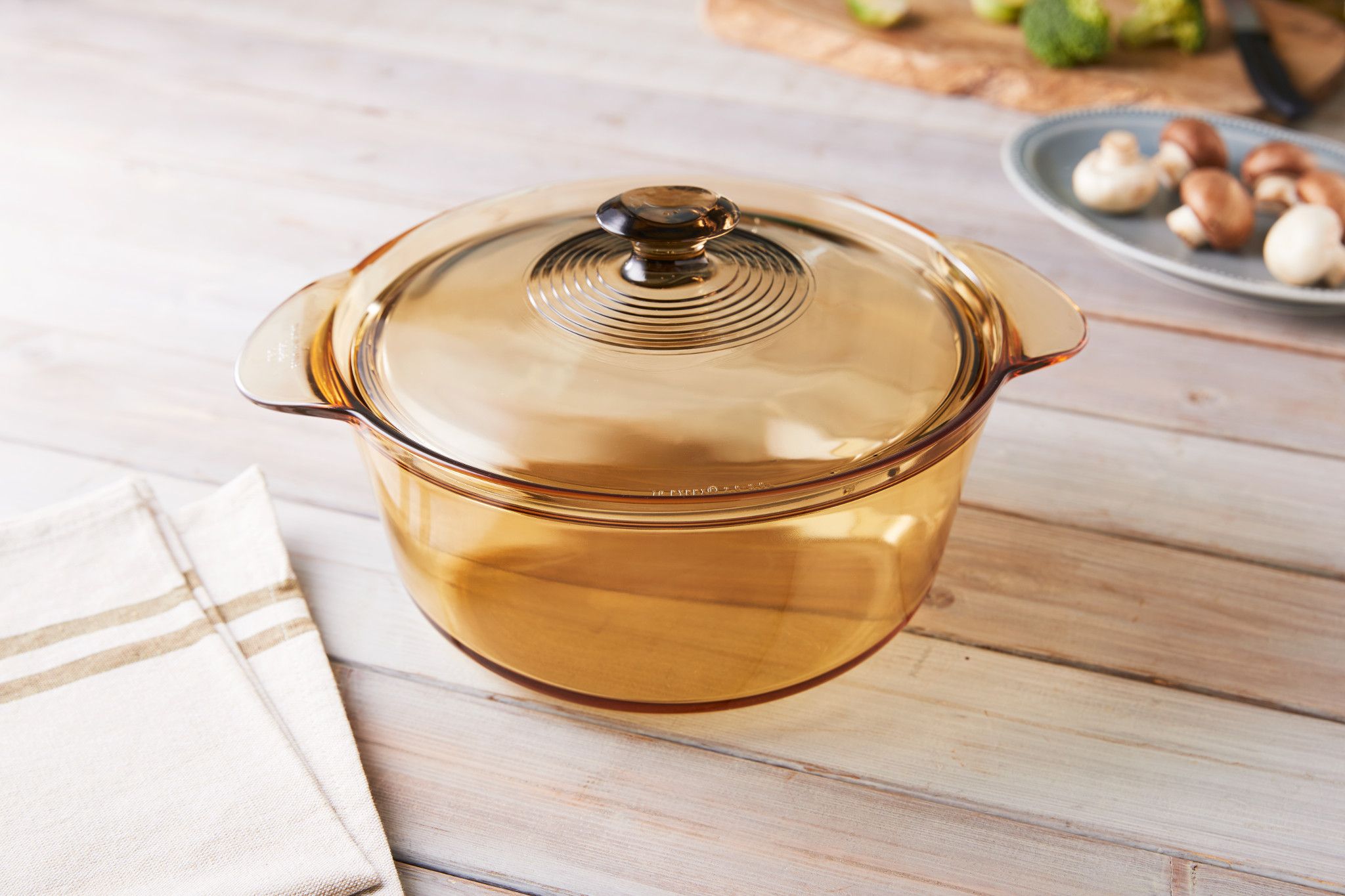 CLEARANCE Visions® Flair 2.8L Casserole